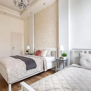  Appartamento Luxurious In Liszt Ferenc Square